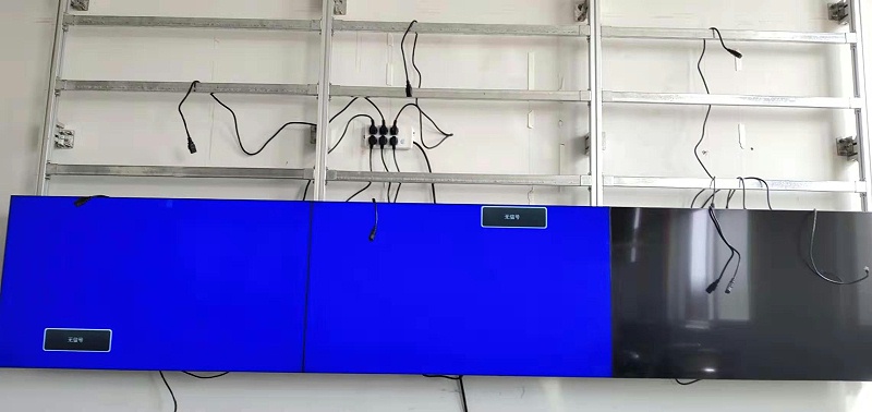 河南省沁潤澤環?？萍脊煞萦邢薰?9寸3X3液晶拼接